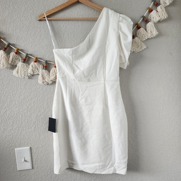 Lulus Stay Gorgeous White One Shoulder Puff Sleeve Mini Dress Elegant Formal M - Picture 4 of 12